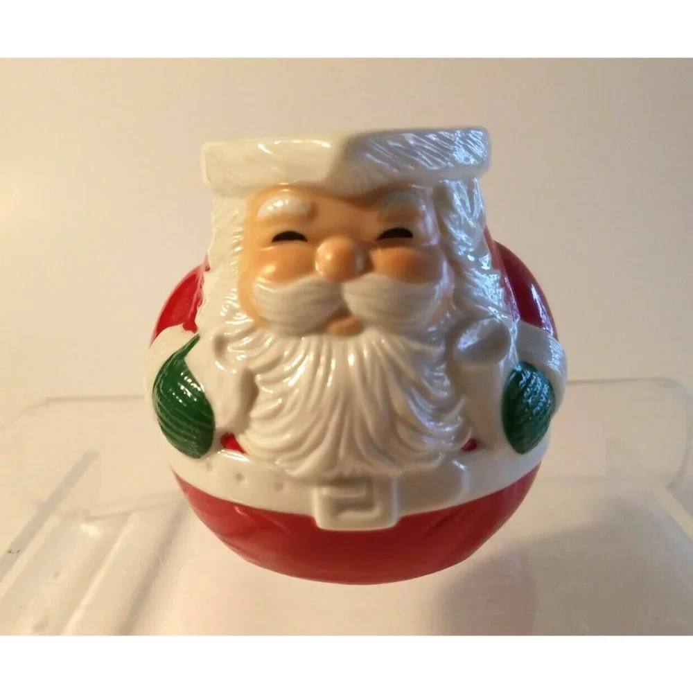 AVON Vintage Santa Claus Creamer and  Mrs. Claus Sugar Bowl w/Lid Set 1983